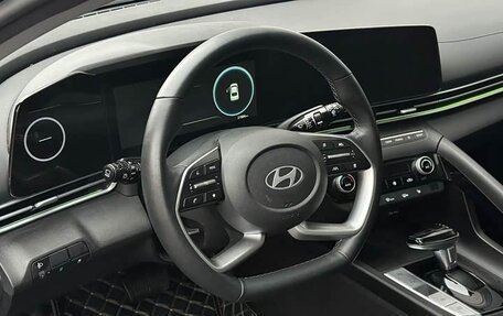 Hyundai Elantra, 2023 год, 1 199 999 рублей, 7 фотография