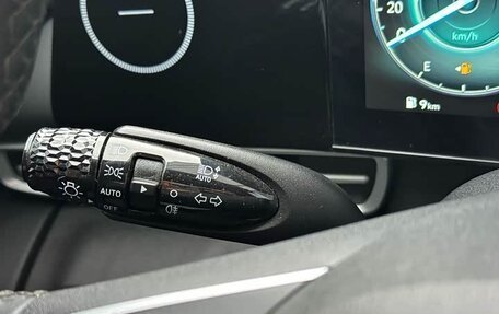 Hyundai Elantra, 2023 год, 1 199 999 рублей, 11 фотография