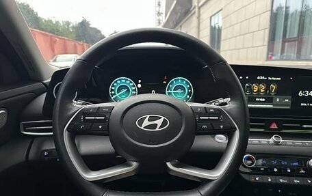 Hyundai Elantra, 2023 год, 1 199 999 рублей, 9 фотография
