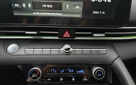 Hyundai Elantra, 2023 год, 1 199 999 рублей, 13 фотография