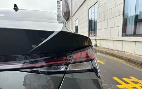 Hyundai Elantra, 2023 год, 1 199 999 рублей, 19 фотография