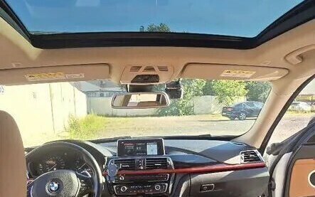 BMW 3 серия, 2019 год, 3 425 000 рублей, 2 фотография