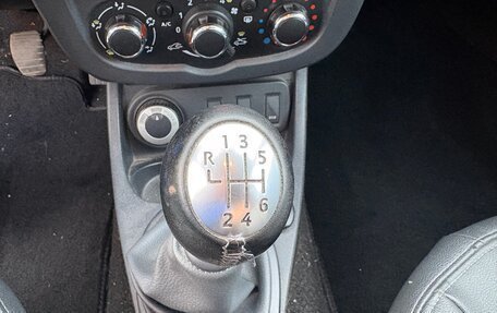 Renault Duster I рестайлинг, 2015 год, 1 080 000 рублей, 13 фотография