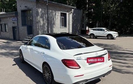 Mercedes-Benz E-Класс, 2016 год, 3 100 000 рублей, 10 фотография