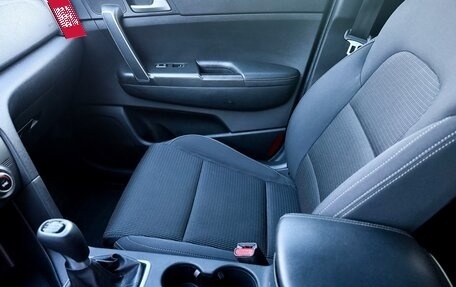 KIA Sportage IV рестайлинг, 2018 год, 1 400 000 рублей, 13 фотография