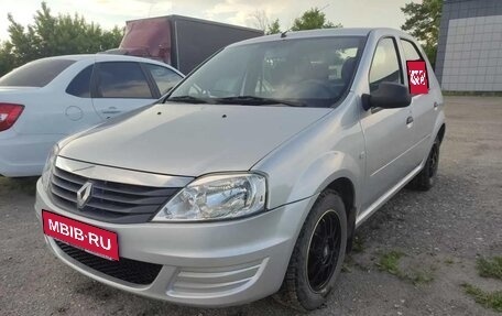 Renault Logan I, 2015 год, 820 000 рублей, 1 фотография
