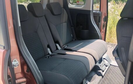 Toyota Roomy I, 2021 год, 1 895 000 рублей, 9 фотография