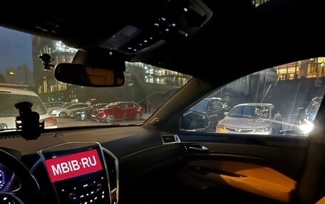 Cadillac SRX II рестайлинг, 2014 год, 1 750 000 рублей, 13 фотография