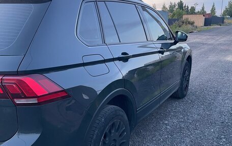 Volkswagen Tiguan II, 2017 год, 1 550 000 рублей, 4 фотография