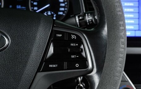Hyundai Elantra VI рестайлинг, 2017 год, 1 547 000 рублей, 16 фотография