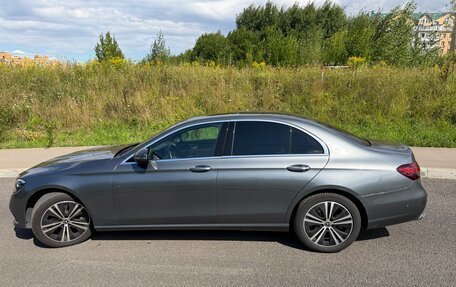 Mercedes-Benz E-Класс, 2022 год, 6 090 000 рублей, 10 фотография