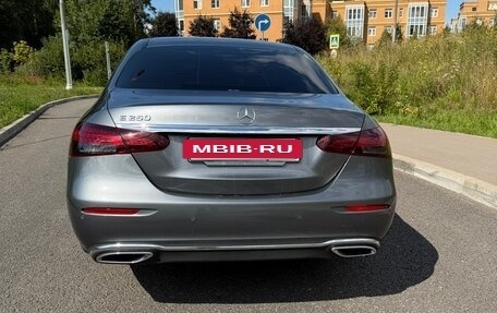 Mercedes-Benz E-Класс, 2022 год, 6 090 000 рублей, 7 фотография