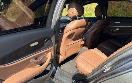 Mercedes-Benz E-Класс, 2022 год, 6 090 000 рублей, 22 фотография
