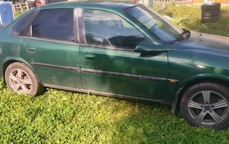 Opel Vectra B рестайлинг, 1997 год, 130 000 рублей, 2 фотография