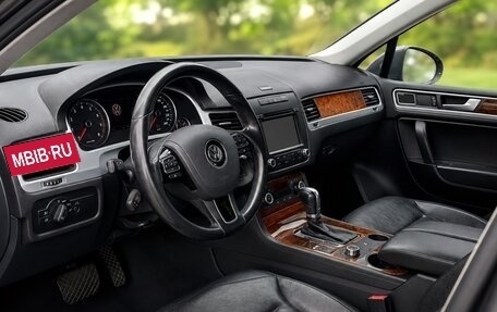 Volkswagen Touareg III, 2012 год, 1 550 000 рублей, 8 фотография