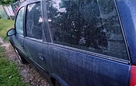 Opel Vectra B рестайлинг, 1997 год, 100 000 рублей, 4 фотография