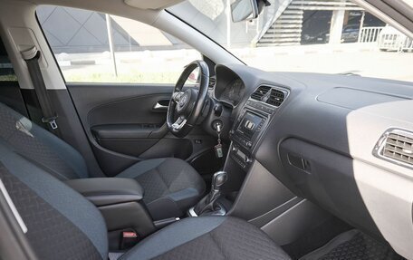Volkswagen Polo VI (EU Market), 2019 год, 1 387 000 рублей, 6 фотография