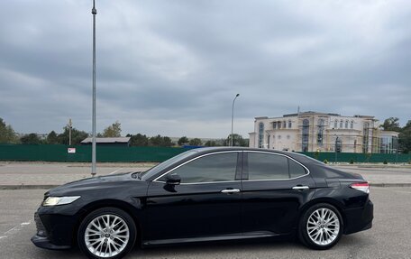 Toyota Camry, 2020 год, 2 970 000 рублей, 4 фотография