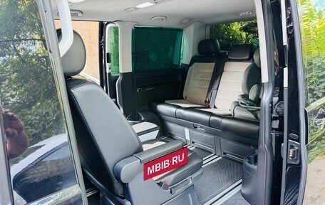 Volkswagen Multivan T6 рестайлинг, 2018 год, 4 500 000 рублей, 10 фотография