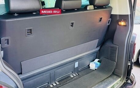 Volkswagen Multivan T6 рестайлинг, 2018 год, 4 500 000 рублей, 16 фотография
