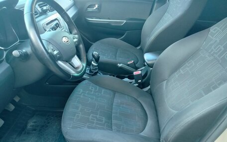 KIA Rio III рестайлинг, 2012 год, 840 000 рублей, 5 фотография
