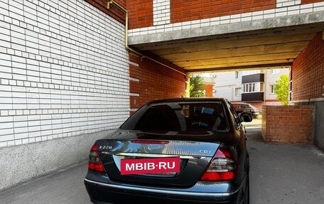 Mercedes-Benz E-Класс, 2008 год, 1 199 999 рублей, 3 фотография