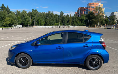 Toyota Aqua I, 2018 год, 1 350 000 рублей, 6 фотография