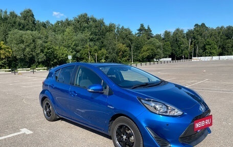 Toyota Aqua I, 2018 год, 1 350 000 рублей, 9 фотография