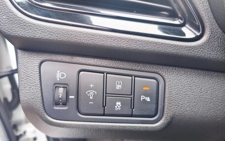 Hyundai Solaris II рестайлинг, 2021 год, 1 750 000 рублей, 17 фотография