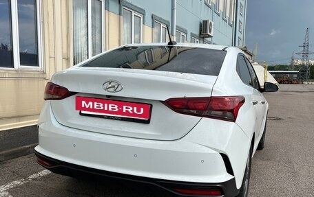 Hyundai Solaris II рестайлинг, 2021 год, 1 750 000 рублей, 7 фотография