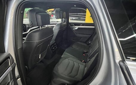 Volkswagen Touareg III, 2018 год, 5 200 000 рублей, 26 фотография