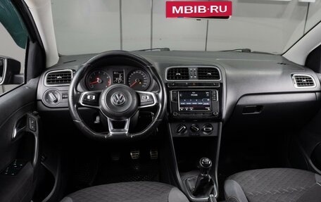 Volkswagen Polo VI (EU Market), 2018 год, 999 000 рублей, 6 фотография