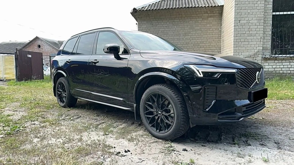 Volvo XC90 II рестайлинг, 2025 год, 11 000 000 рублей, 2 фотография