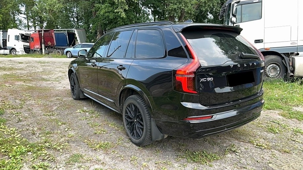 Volvo XC90 II рестайлинг, 2025 год, 11 000 000 рублей, 4 фотография