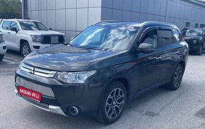 Mitsubishi Outlander III рестайлинг 3, 2014 год, 1 346 000 рублей, 1 фотография