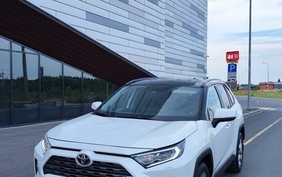 Toyota RAV4, 2020 год, 2 680 000 рублей, 1 фотография