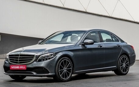 Mercedes-Benz C-Класс, 2018 год, 2 999 999 рублей, 1 фотография