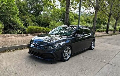Volkswagen Golf VIII, 2023 год, 2 010 010 рублей, 1 фотография