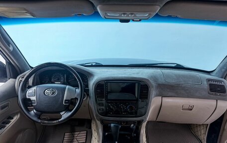 Toyota Land Cruiser 100 рестайлинг 2, 1998 год, 2 500 000 рублей, 18 фотография