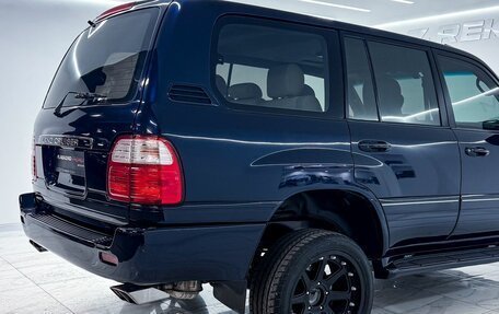 Toyota Land Cruiser 100 рестайлинг 2, 1998 год, 2 500 000 рублей, 23 фотография