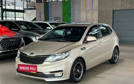 KIA Rio III рестайлинг, 2015 год, 910 000 рублей, 1 фотография