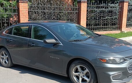Chevrolet Malibu IX, 2016 год, 980 000 рублей, 2 фотография