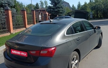Chevrolet Malibu IX, 2016 год, 980 000 рублей, 4 фотография