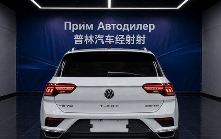 Volkswagen T-Roc I, 2022 год, 1 670 000 рублей, 3 фотография