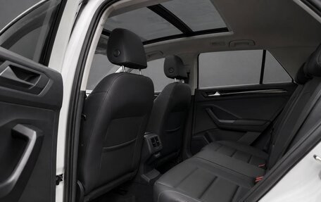 Volkswagen T-Roc I, 2022 год, 1 670 000 рублей, 8 фотография