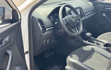 Skoda Karoq I, 2022 год, 1 710 000 рублей, 5 фотография