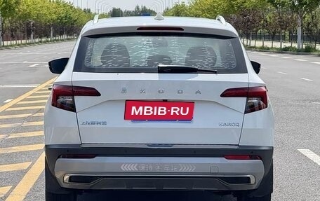 Skoda Karoq I, 2022 год, 1 710 000 рублей, 4 фотография