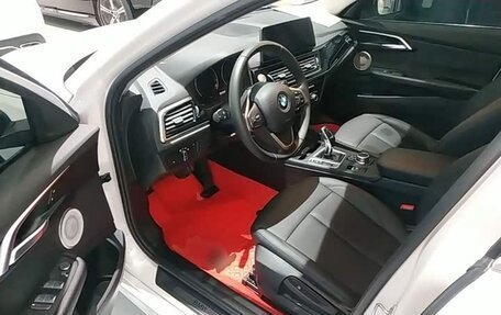 BMW 1 серия, 2022 год, 1 580 000 рублей, 5 фотография