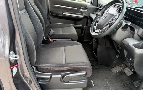 Honda Stepwgn IV, 2018 год, 1 320 911 рублей, 13 фотография