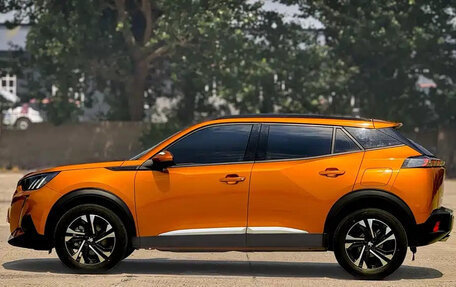 Peugeot 2008 II, 2022 год, 1 350 077 рублей, 8 фотография